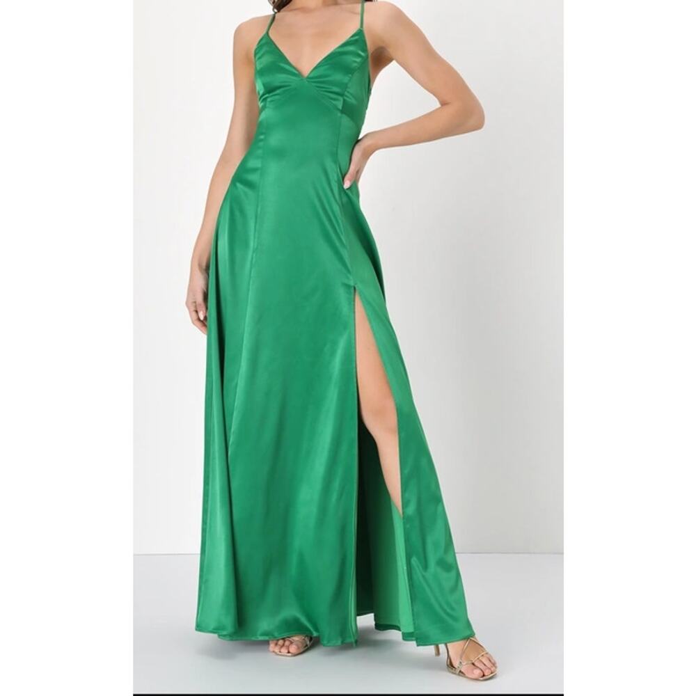 LULU'S L Green VNeck Enchanting Appearance Side Slit Lace-Up Maxi Dress NEW B109